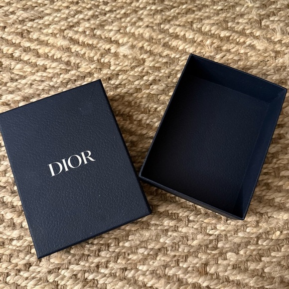 Authentic Dior box - Picture 2 of 4
